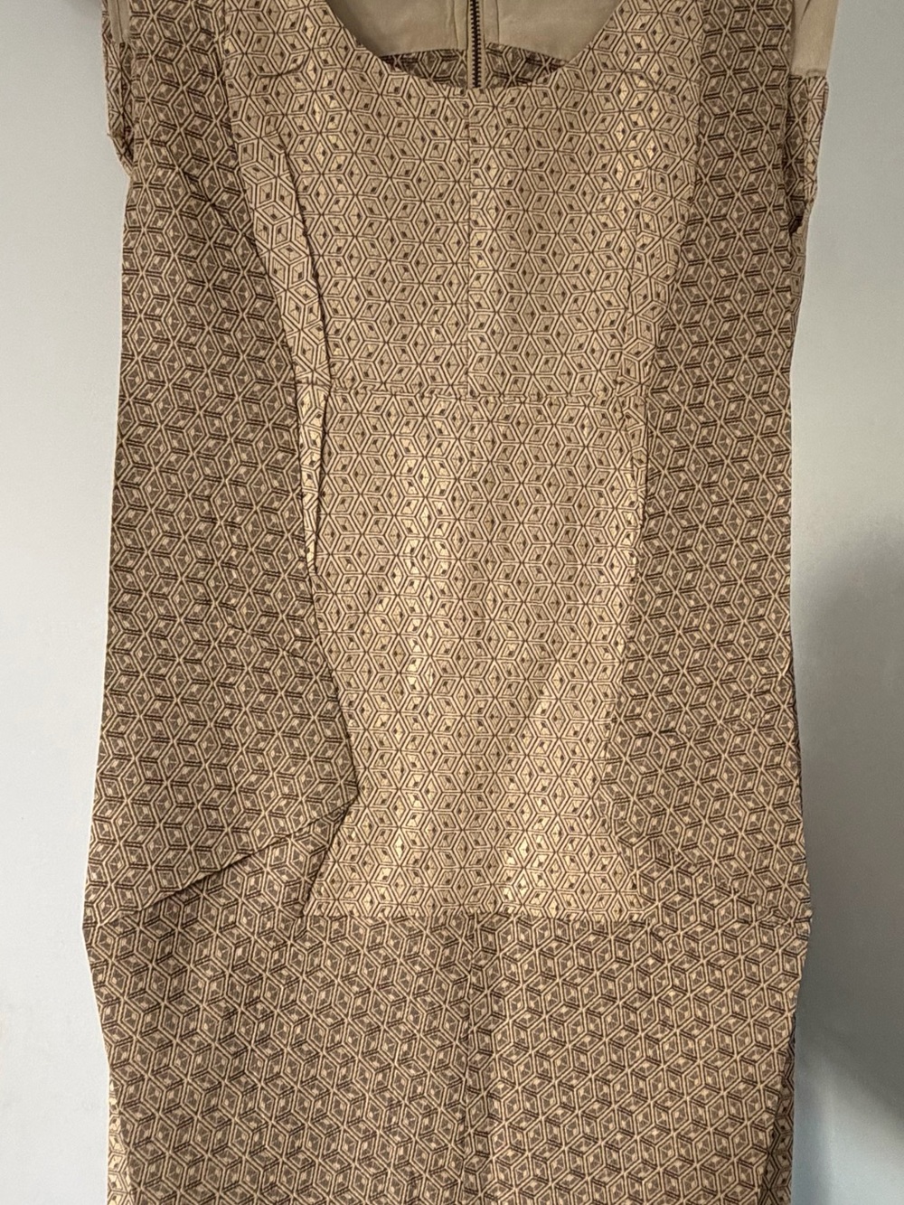 Cotelac Sleeveless Beige Geometric Print Women's Top